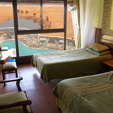 Voi Safari Lodge Luaran gambar